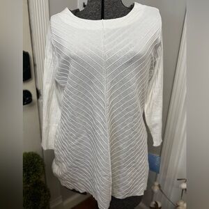 Women’s Lulu B 3/4 Sleeve Chevron Striped Knit Top with Button Detail Small